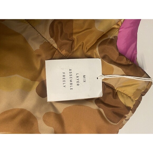 Mix Layer Free Assembly Camo and Pink Puffer Vest Snap Button NWT Size Large - Picture 10 of 10